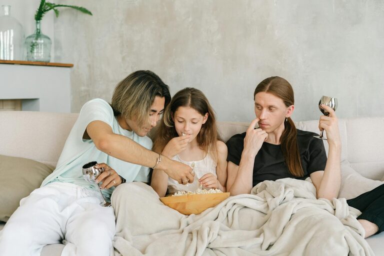 Tips for Hosting a Cozy Movie Night at Home Everyone Will Love